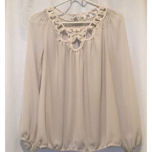 Max Studio (MSSP) White Long Sleeve Blouse Size M